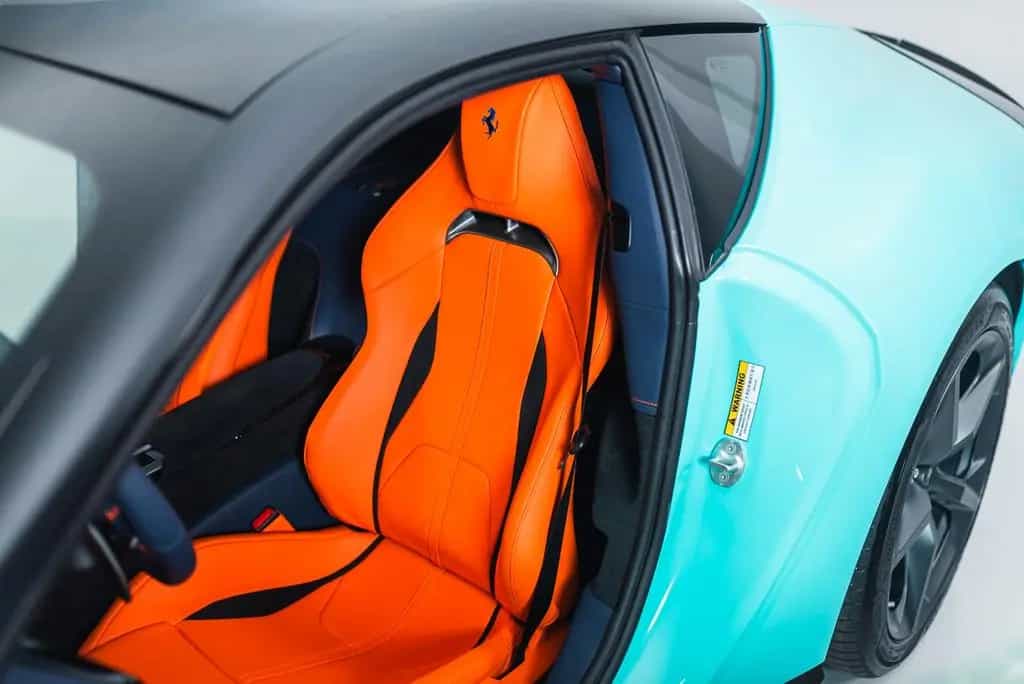 Ferrari 12Cilindri - Carbon, Garantie, Tiffany 11/2025-photo-10