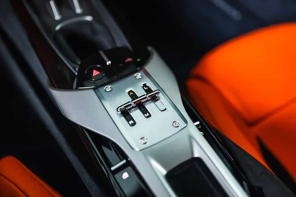Ferrari 12Cilindri - Carbon, Garantie, Tiffany 11/2025-photo-11