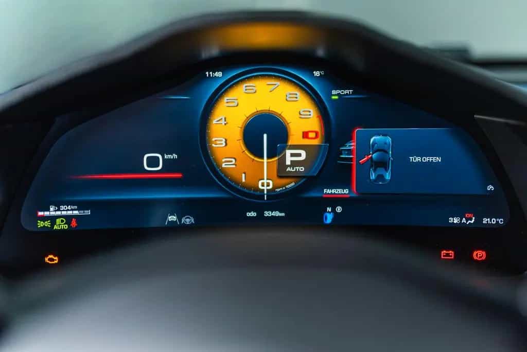 Ferrari 12Cilindri - Carbon, Garantie, Tiffany 11/2025-photo-16