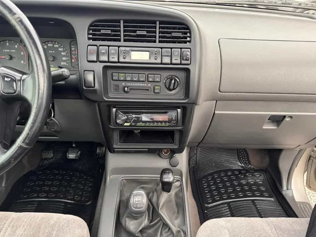 Isuzu *Trooper*3,0*DTI*Silver Edition*Klima*Panorama* 07/2002-photo-11