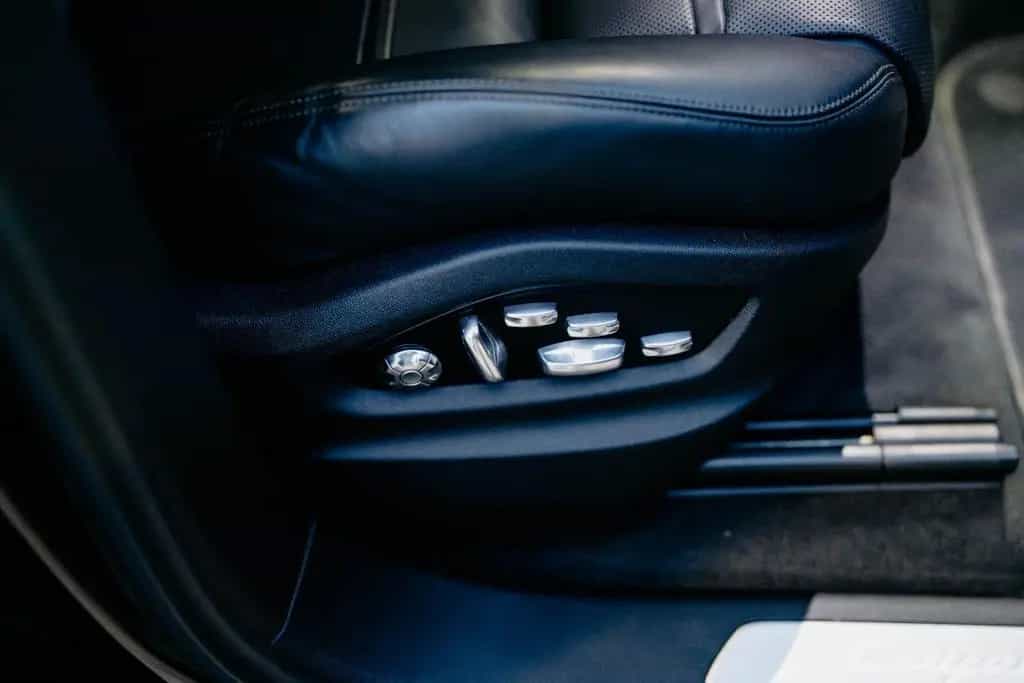 Porsche Cayenne Coupe Turbo - TOP Zustand 12/2019-photo-26