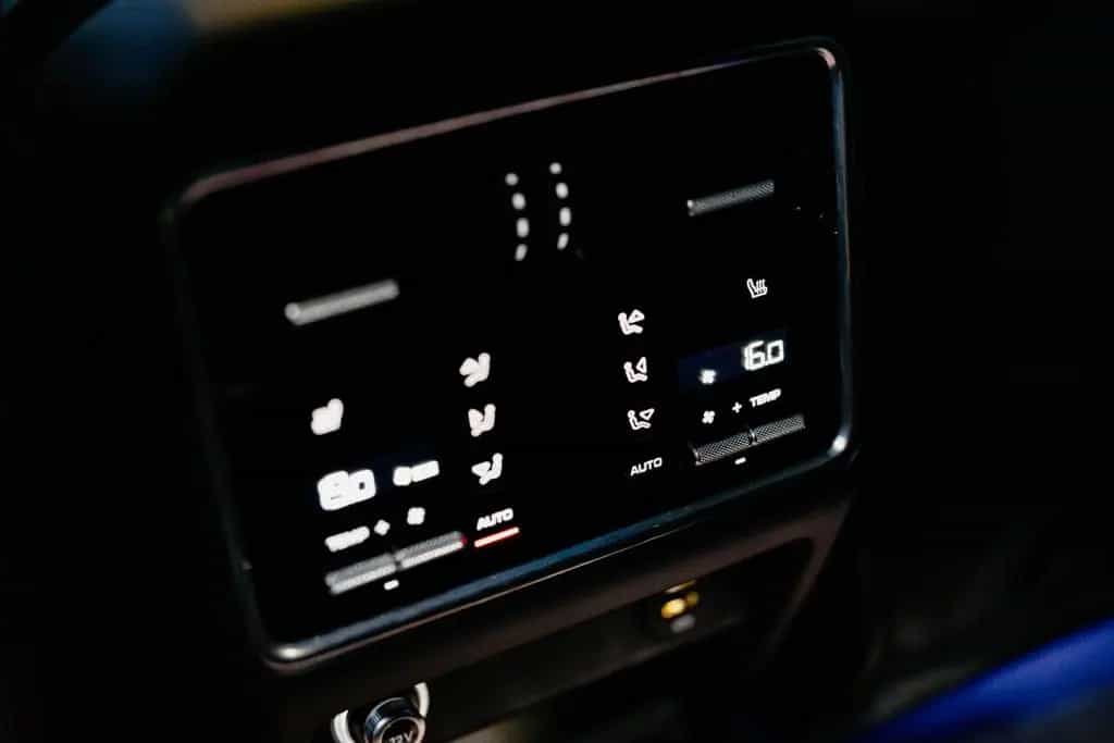Porsche Cayenne Coupe Turbo - TOP Zustand 12/2019-photo-32