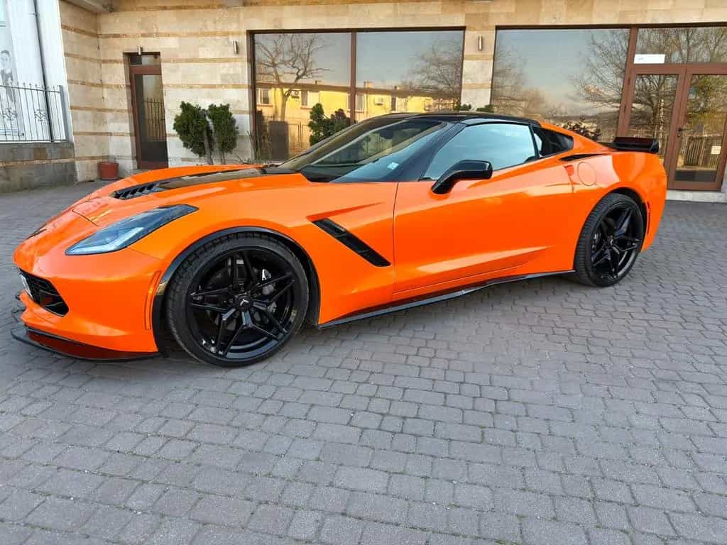 Corvette C7 6.2 V8 AT8 Stingray Coupe 3LT Stingray 3LT 09/2015-photo-1