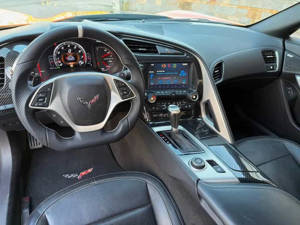 Corvette C7 6.2 V8 AT8 Stingray Coupe 3LT Stingray 3LT 09/2015-photo-9