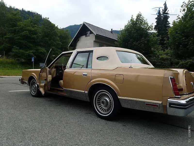Lincoln Mark VI 01/1982-photo-0