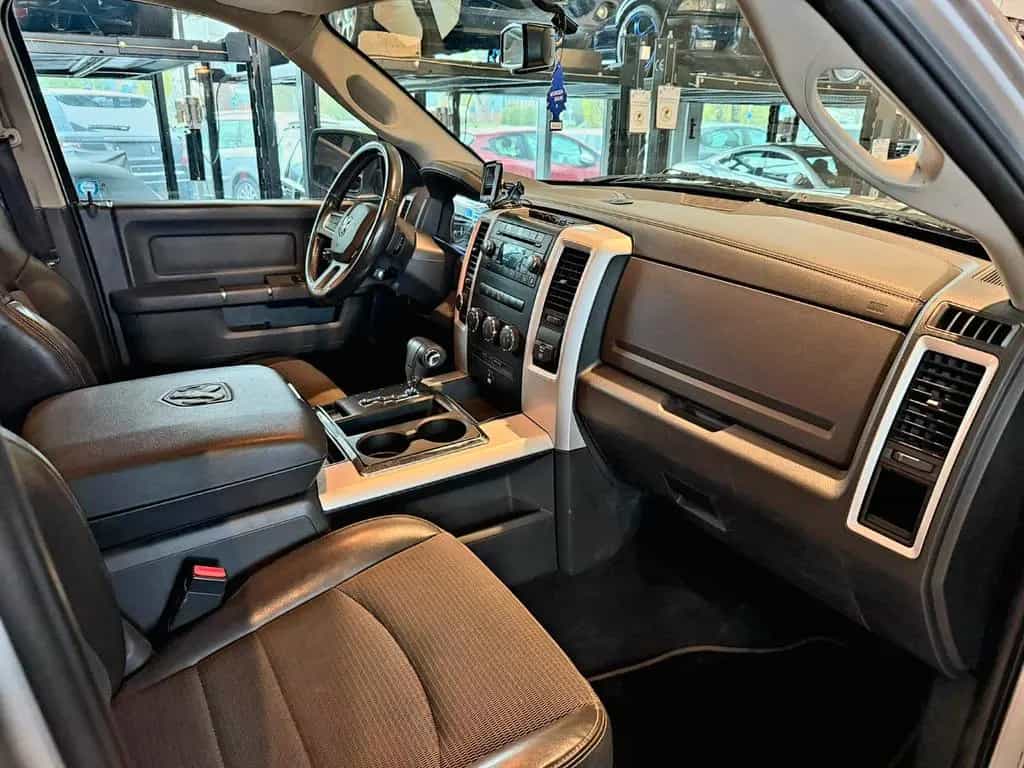 Dodge RAM 5.7 V8 1500 HEMI 4X4 D-CAB"TÜV-06/27" 06/2009-photo-11