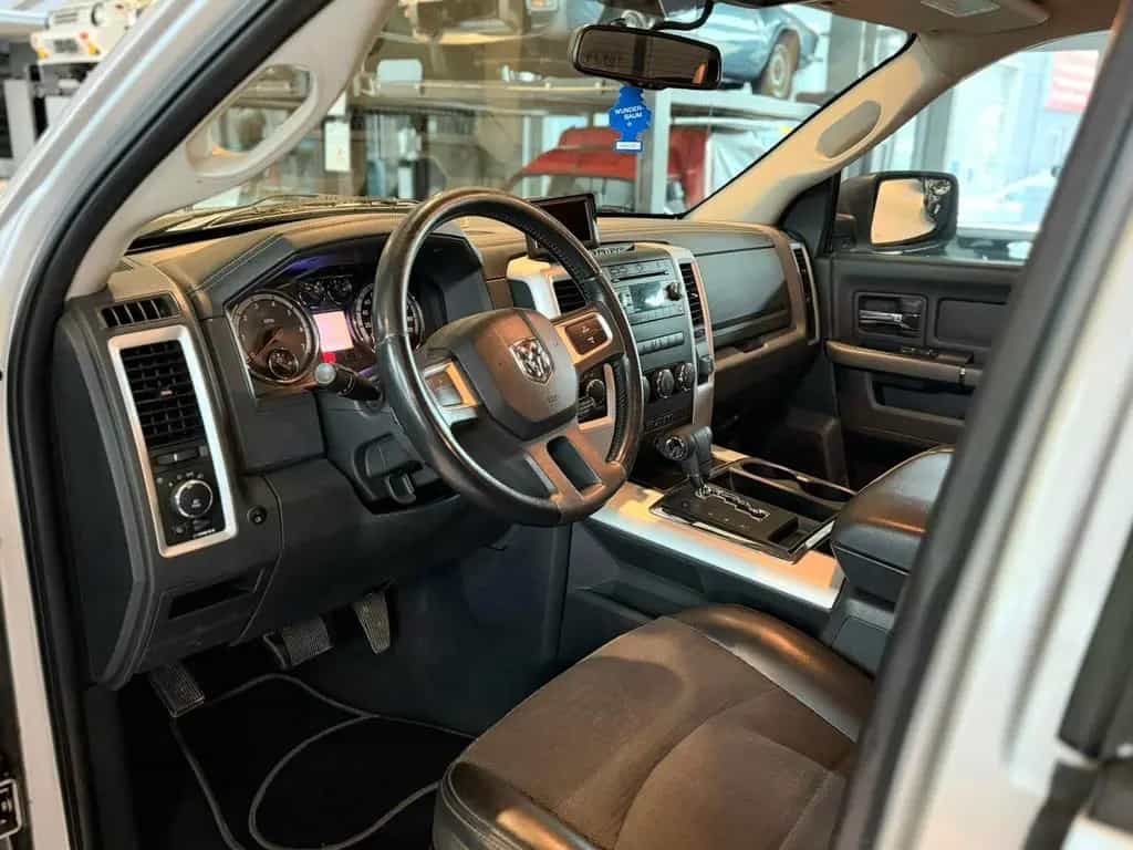 Dodge RAM 5.7 V8 1500 HEMI 4X4 D-CAB"TÜV-06/27" 06/2009-photo-16