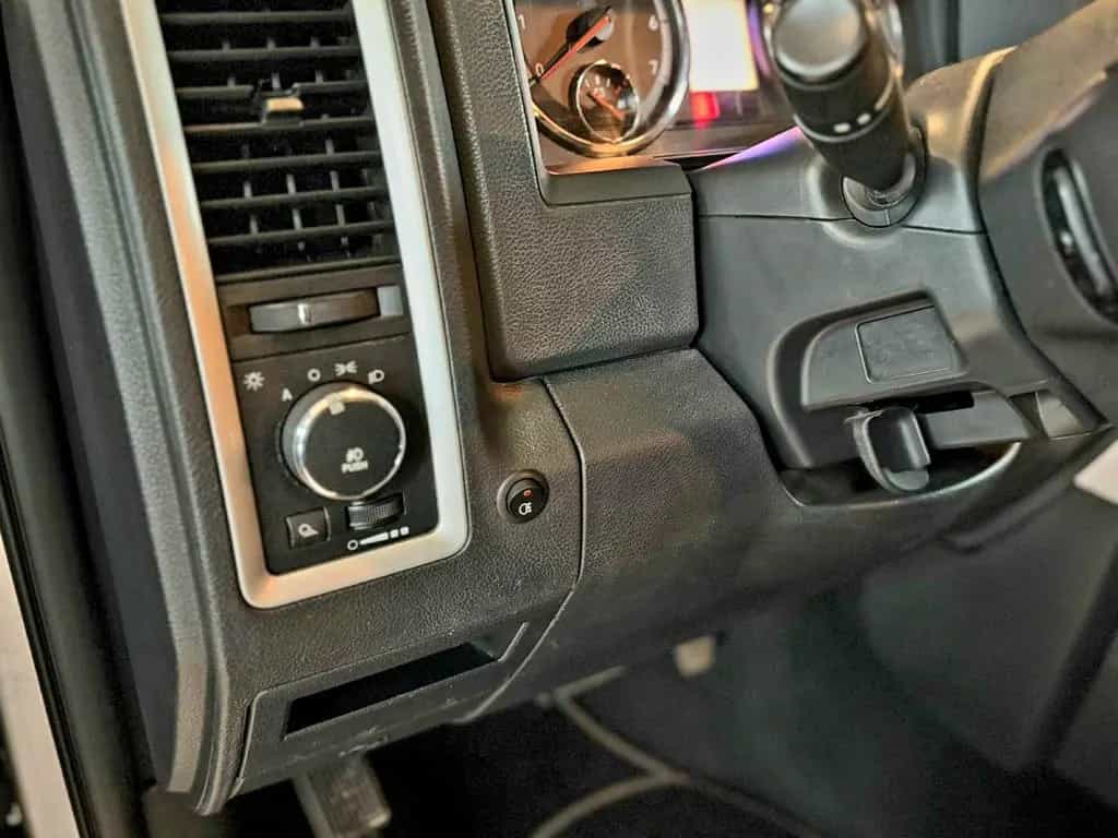 Dodge RAM 5.7 V8 1500 HEMI 4X4 D-CAB"TÜV-06/27" 06/2009-photo-19