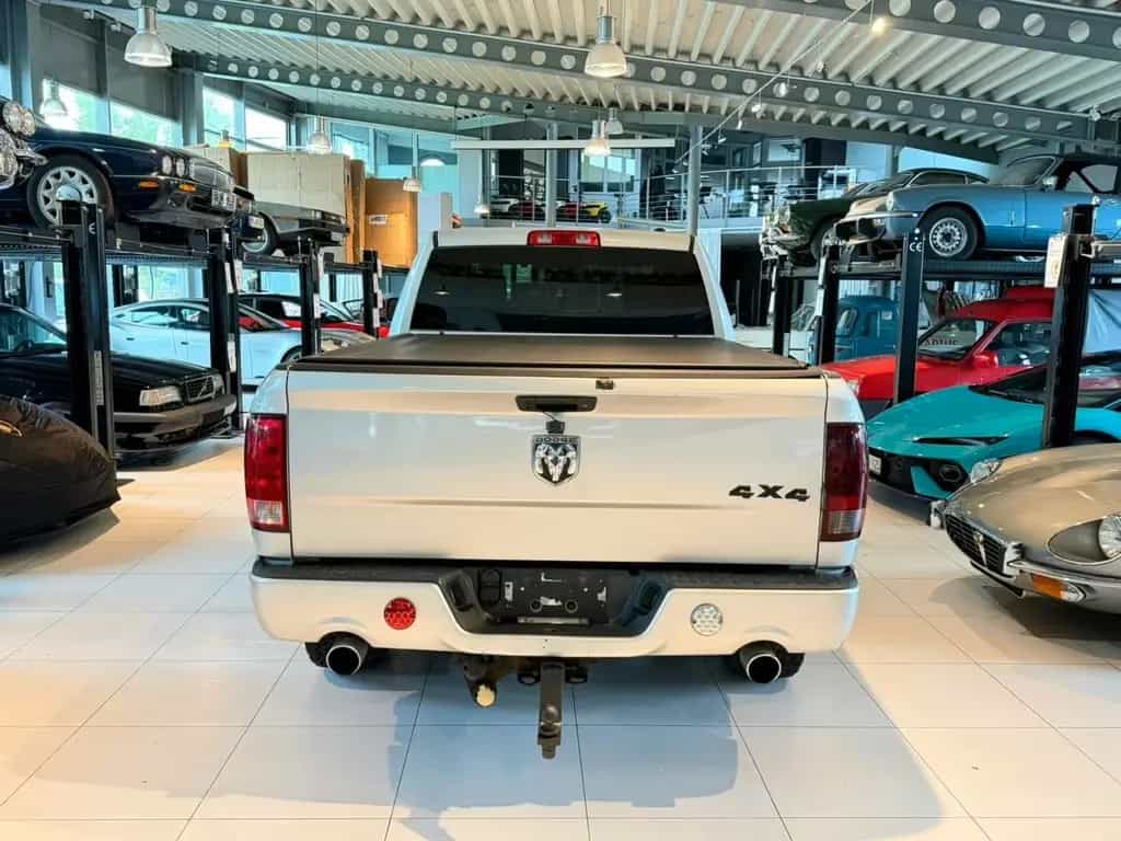 Dodge RAM 5.7 V8 1500 HEMI 4X4 D-CAB"TÜV-06/27" 06/2009-photo-3