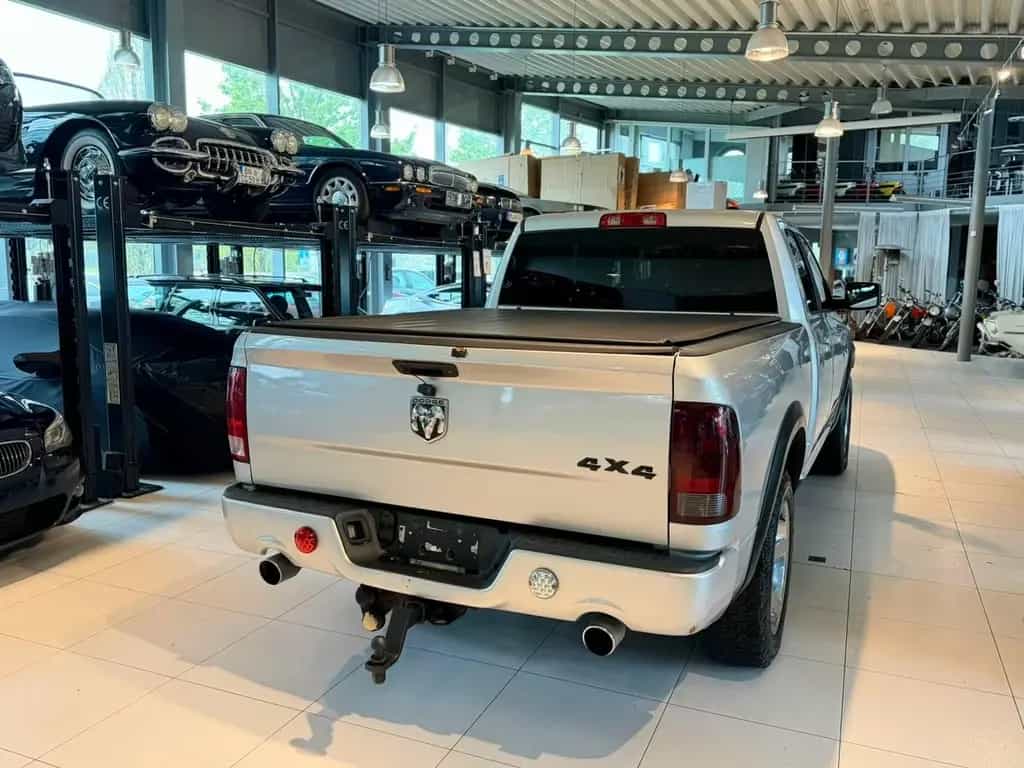 Dodge RAM 5.7 V8 1500 HEMI 4X4 D-CAB"TÜV-06/27" 06/2009-photo-6