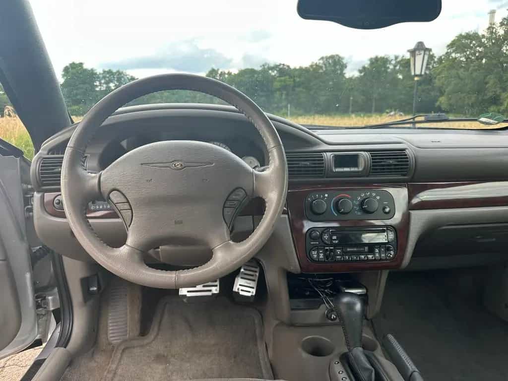 Chrysler Sebring Cabrio 2.7 LX Automatik wenig KM 05/2001-photo-14