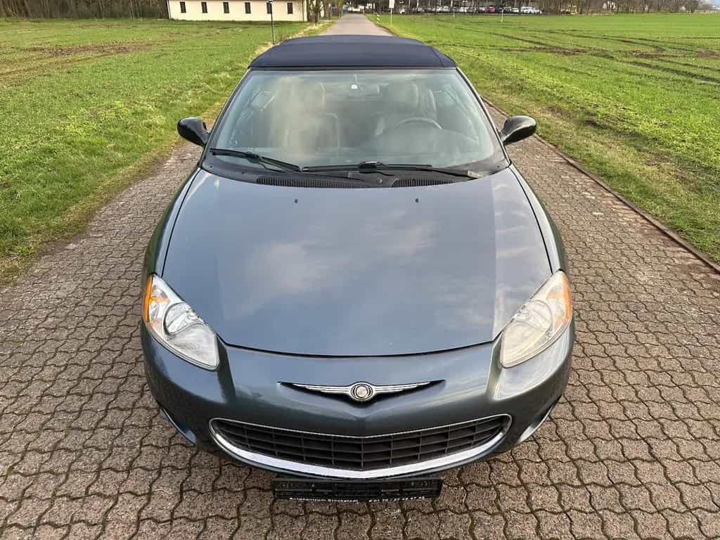 Chrysler Sebring Cabrio 2.7 Automatik TÜV/AU NEU 03/2002-photo-2