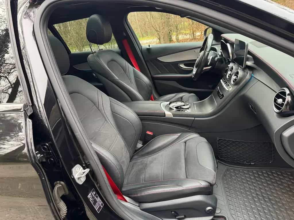 Mercedes-Benz C 43 AMG Super Optik rote Gurte Pano 08/2016-photo-11