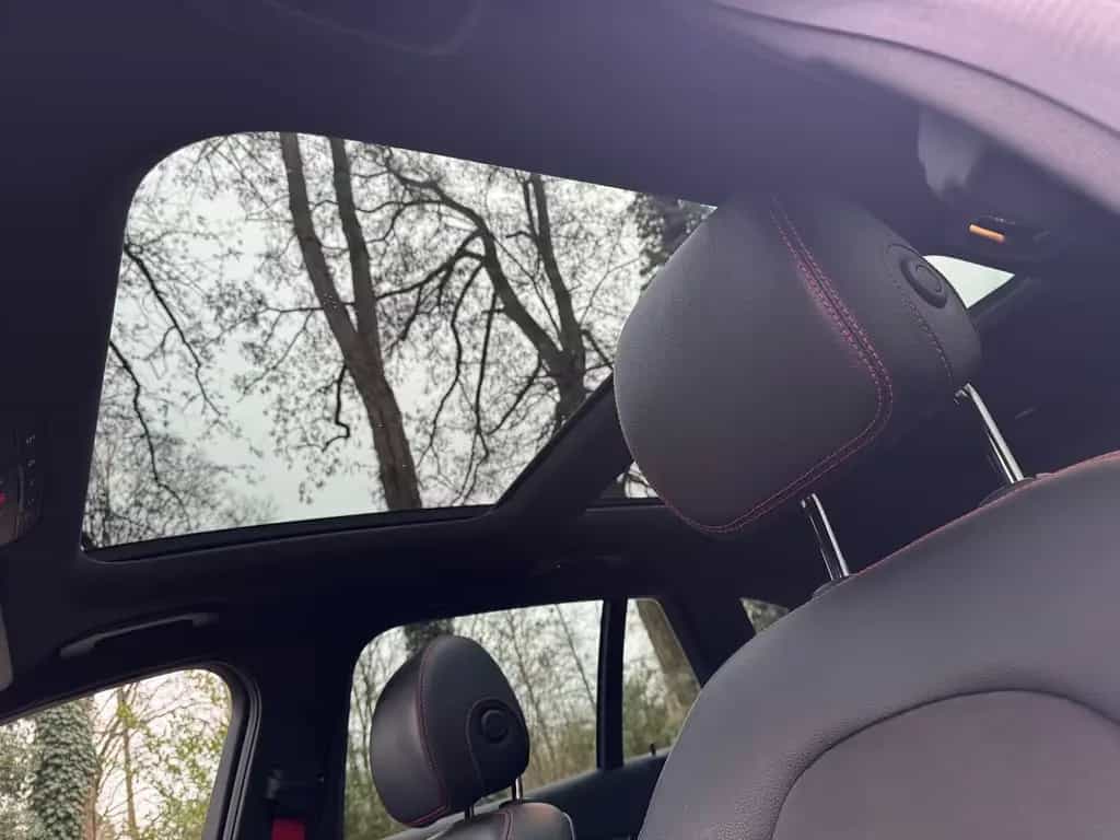 Mercedes-Benz C 43 AMG Super Optik rote Gurte Pano 08/2016-photo-18