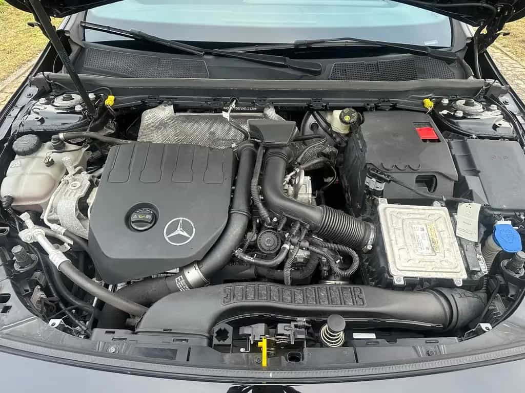 Mercedes-Benz A 200 Progressive Pano Navi Kamera LED 11/2018-photo-20