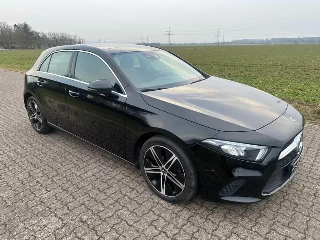Mercedes-Benz A 200 Progressive Pano Navi Kamera LED 11/2018-photo-4