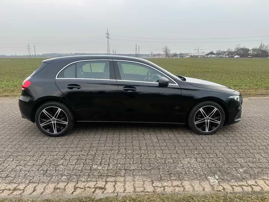 Mercedes-Benz A 200 Progressive Pano Navi Kamera LED 11/2018-photo-5