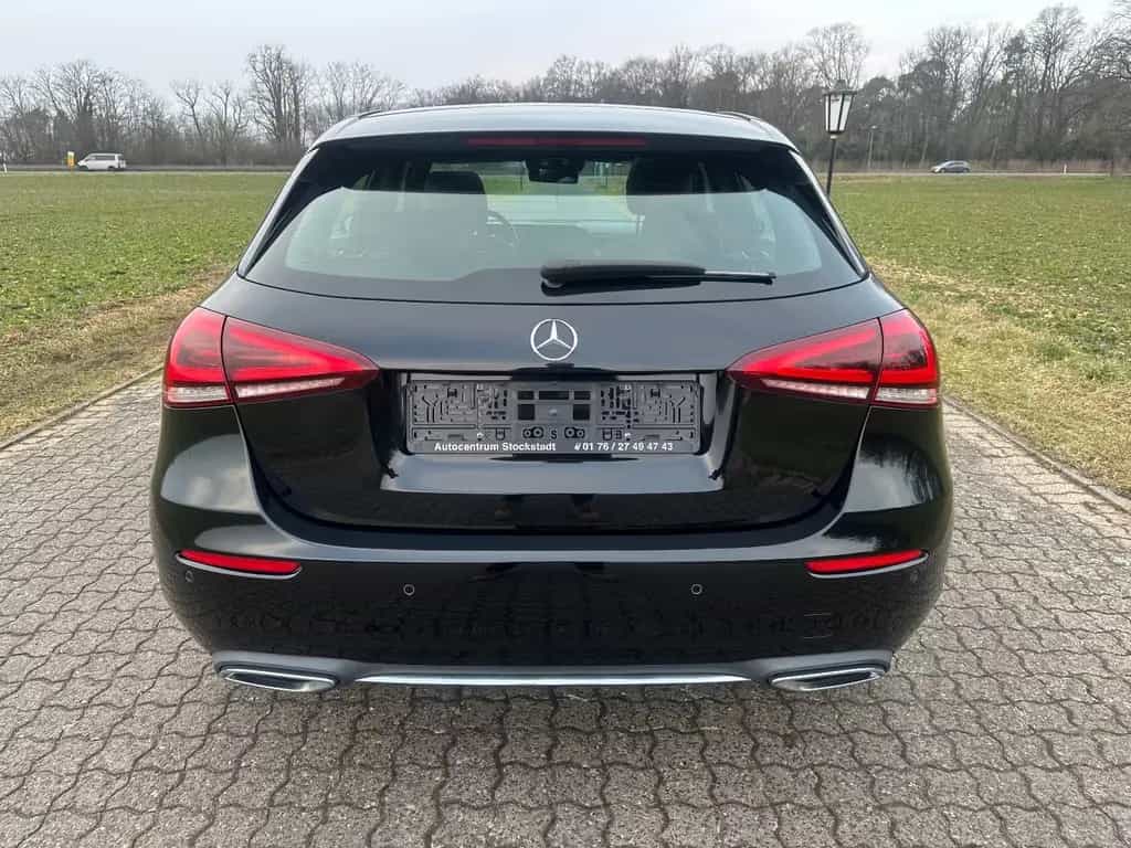 Mercedes-Benz A 200 Progressive Pano Navi Kamera LED 11/2018-photo-7