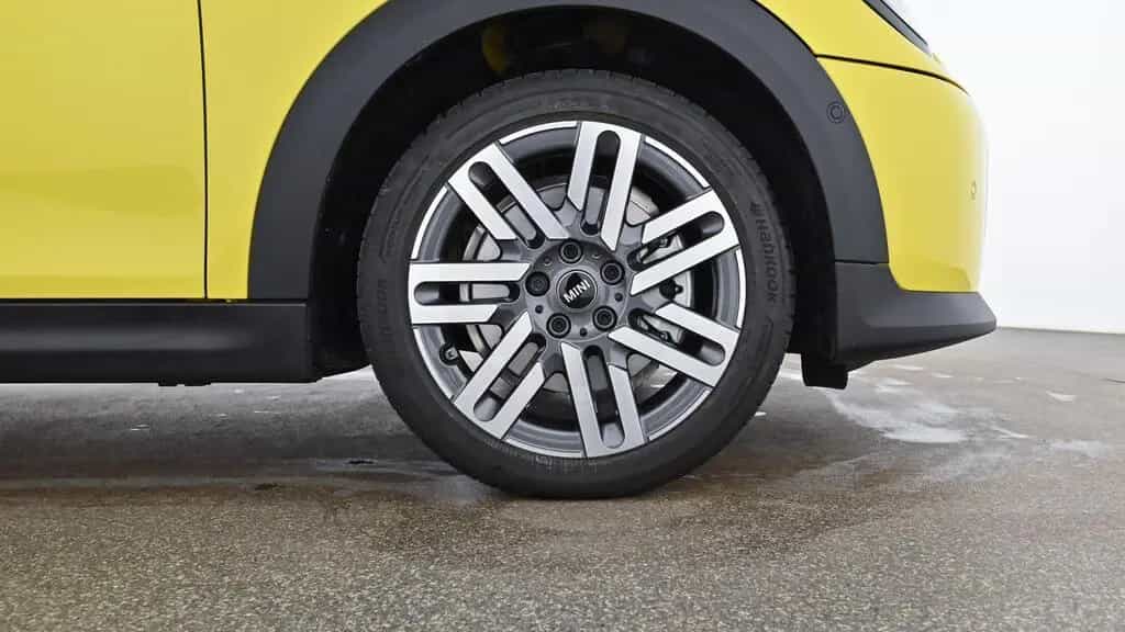 MINI Cooper C 02/2025-photo-15