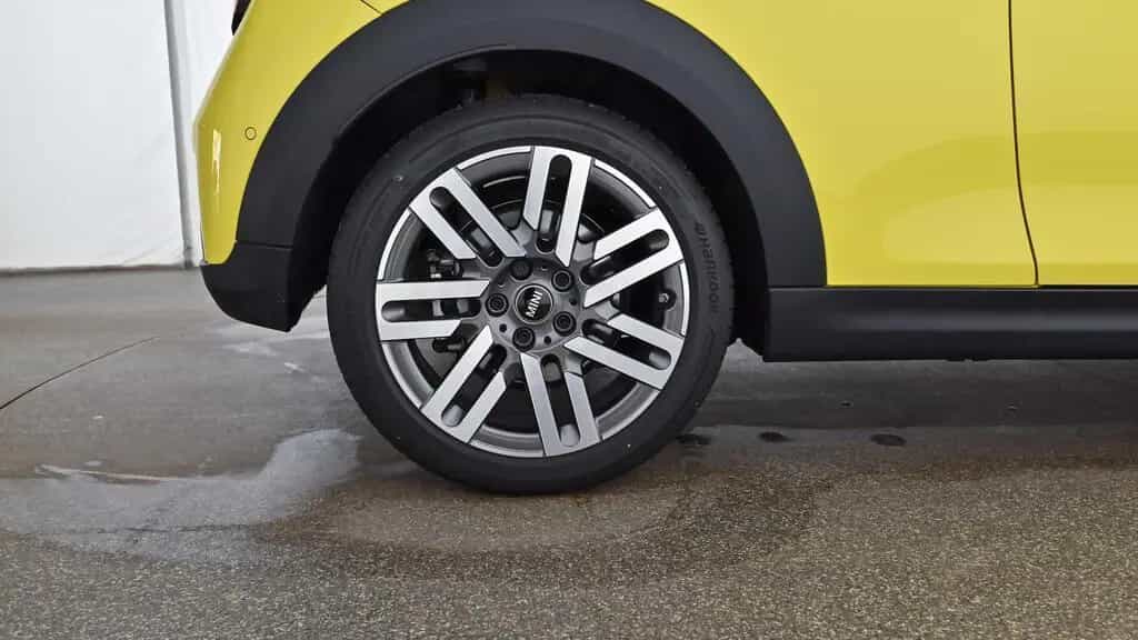 MINI Cooper C 02/2025-photo-16