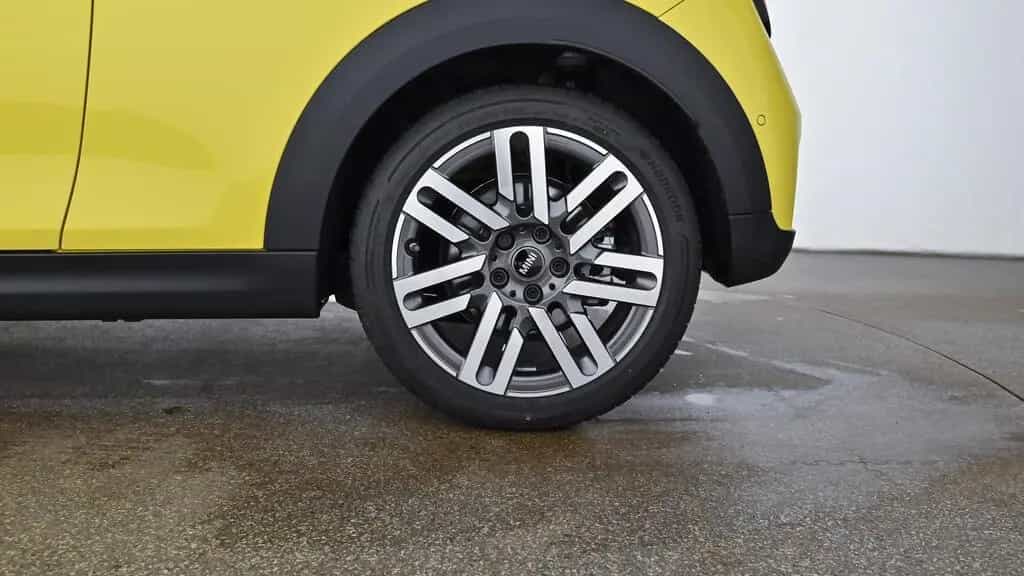 MINI Cooper C 02/2025-photo-17