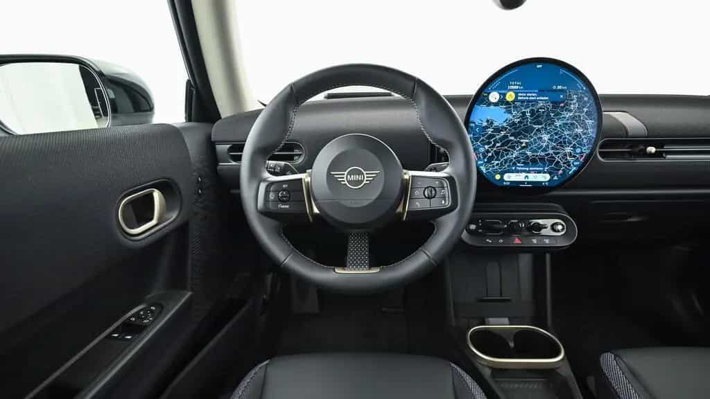 MINI Cooper C 11/2024-photo-11