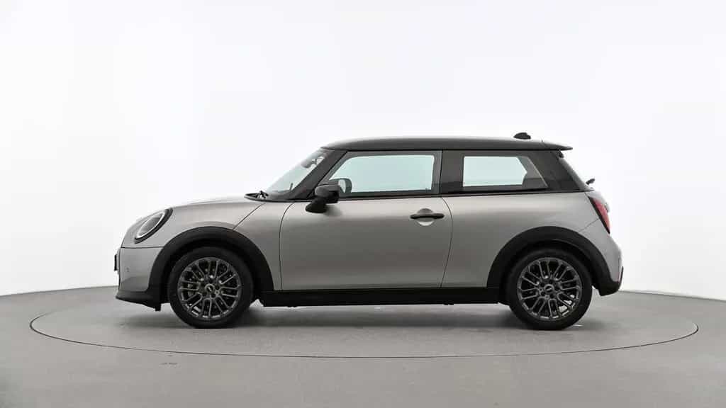 MINI Cooper C 11/2024-photo-3