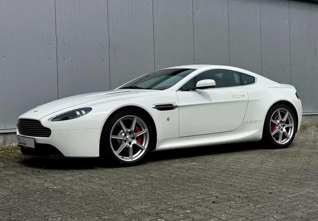 Aston Martin V8 Vantage 4.3l Sportshift Leder Bordeaux 08/2008-photo-1