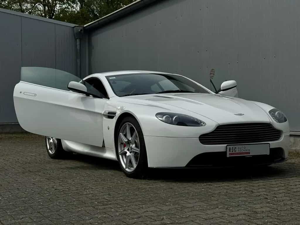 Aston Martin V8 Vantage 4.3l Sportshift Leder Bordeaux 08/2008-photo-10