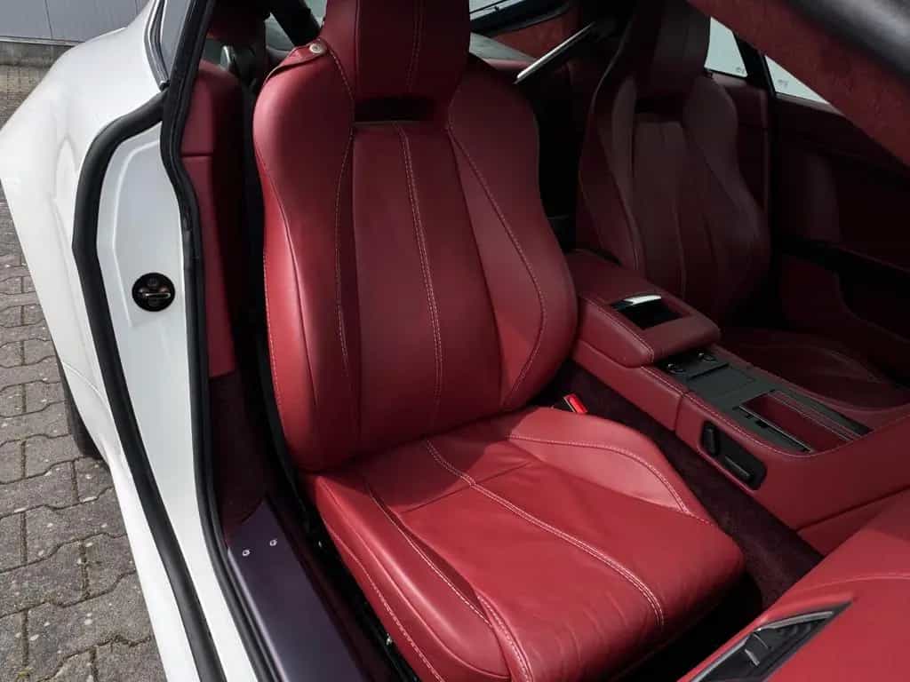 Aston Martin V8 Vantage 4.3l Sportshift Leder Bordeaux 08/2008-photo-15