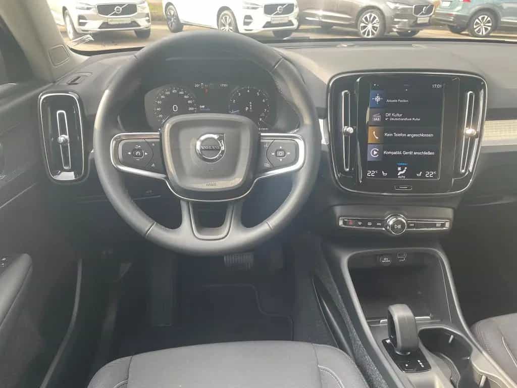Volvo XC40 T3 Geartr. MOMENTUM PRO-20"-360-VollLED 03/2022-photo-14
