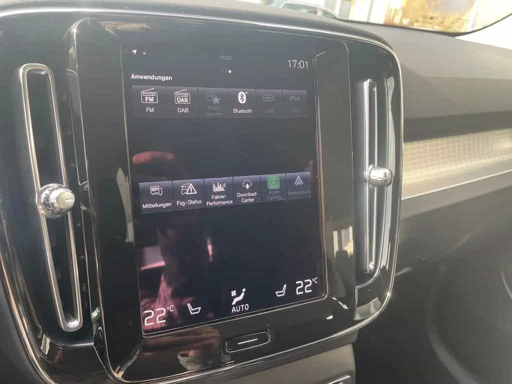 Volvo XC40 T3 Geartr. MOMENTUM PRO-20"-360-VollLED 03/2022-photo-18