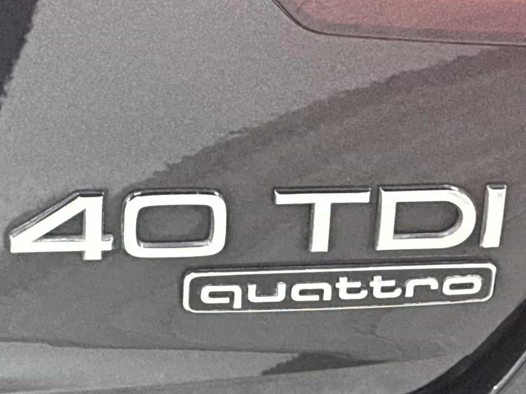 Audi A4 Limousine 40 TDI Quattro AHK Rcam LED Black N 04/2023-photo-37