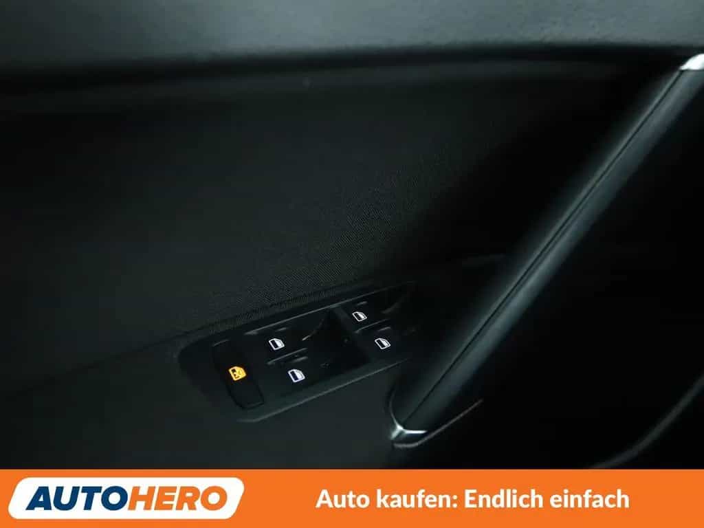 Volkswagen Golf VII 1.4 TSI Comfortline BMT Aut.*TEMPO*PDC* 10/2014-photo-24