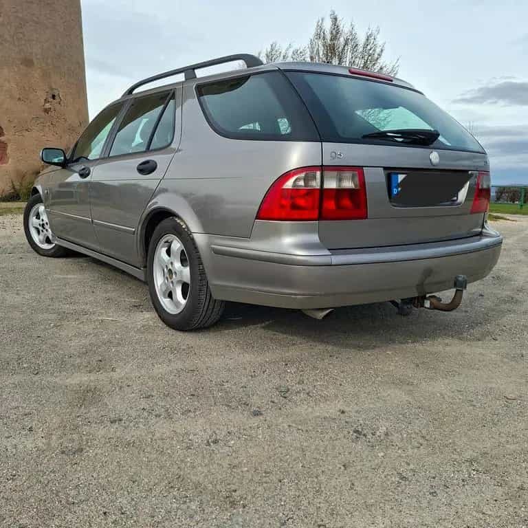 Saab 9-5 2.3t 136kW Sport-Kombi 03/2002-photo-2