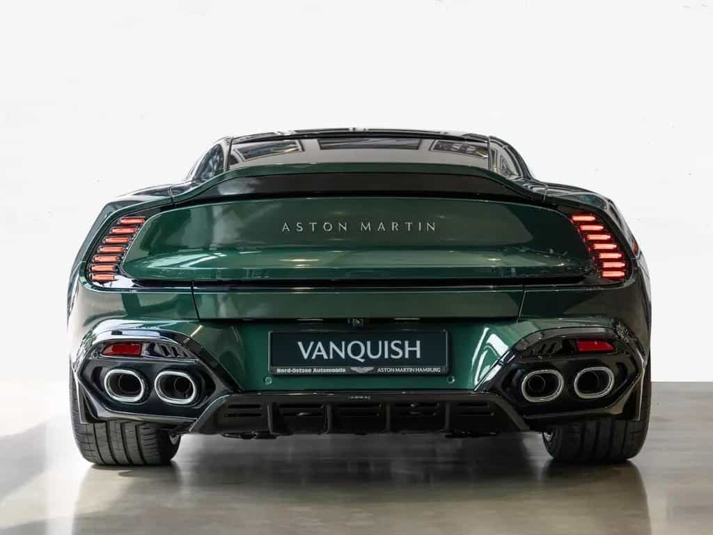 Aston Martin Vanquish Coupe Aston Martin Hamburg null-photo-24