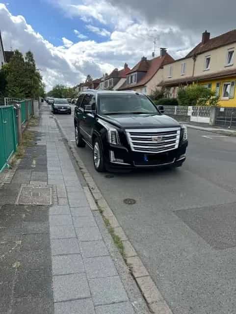 Cadillac Escalade 6.2 V8 Platinum ESV Autom. Platinum 09/2015-photo-1