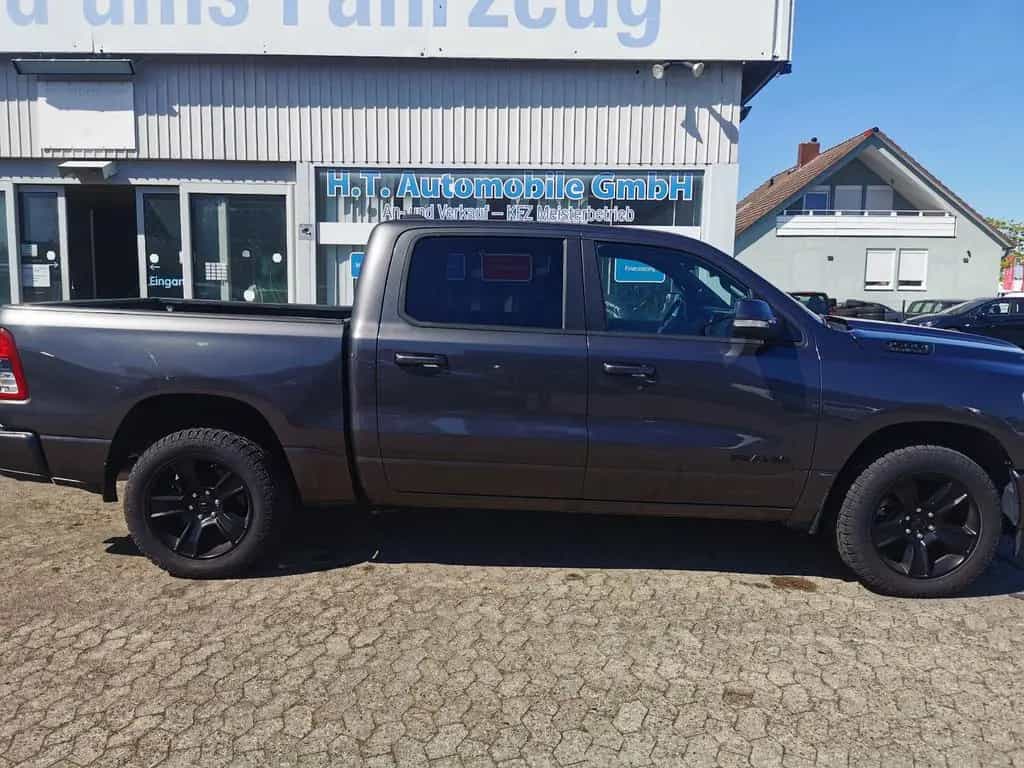 Dodge RAM 1500 Bighorn-AHK-Leder-Kamera-PDC 07/2020-photo-0