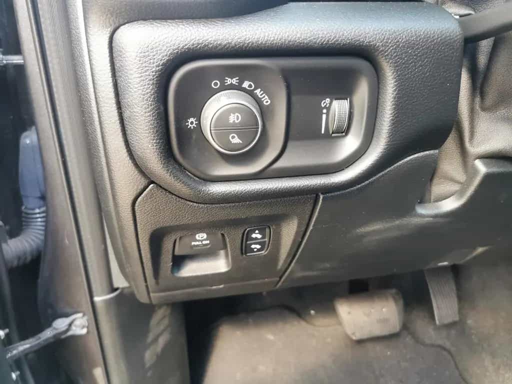 Dodge RAM 1500 Bighorn-AHK-Leder-Kamera-PDC 07/2020-photo-11
