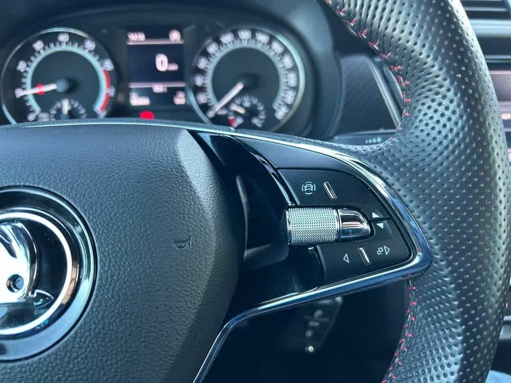 Skoda Fabia Monte Carlo Android/Apple*SHZ*DAB*PDC*Alu 09/2020-photo-16