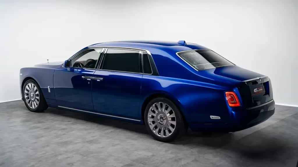 Rolls-Royce Phantom Extended Wheelbase null-photo-1
