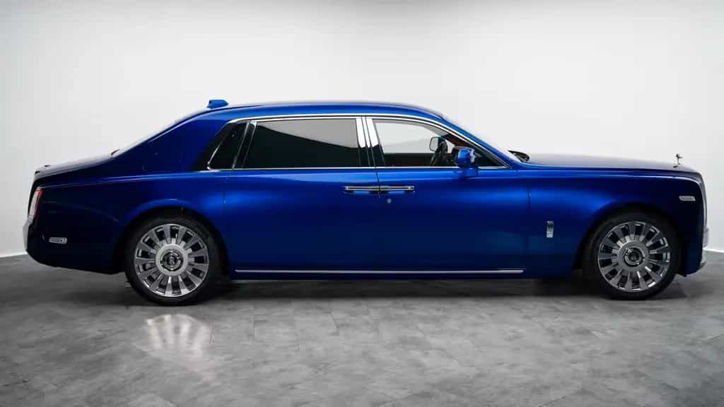 Rolls-Royce Phantom Extended Wheelbase null-photo-16