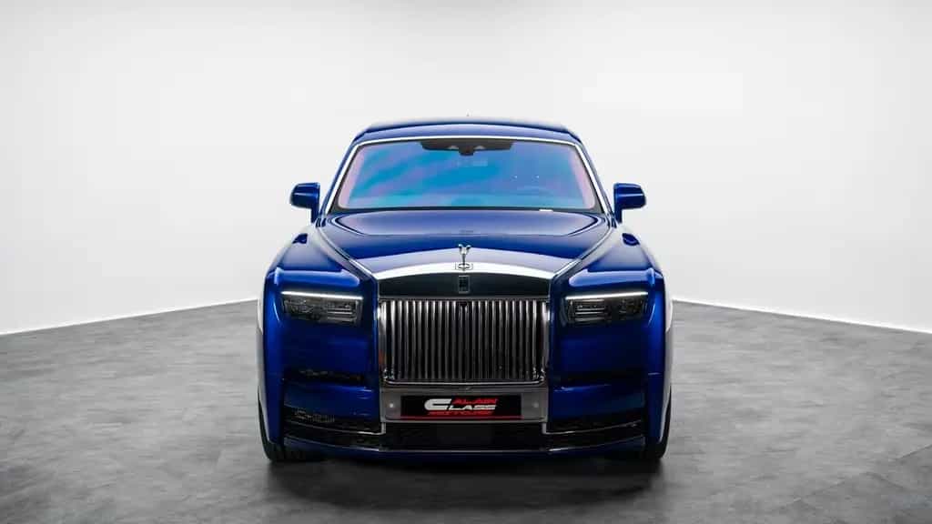 Rolls-Royce Phantom Extended Wheelbase null-photo-2