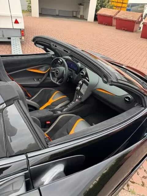McLaren 720S Spider 01/2023-photo-3