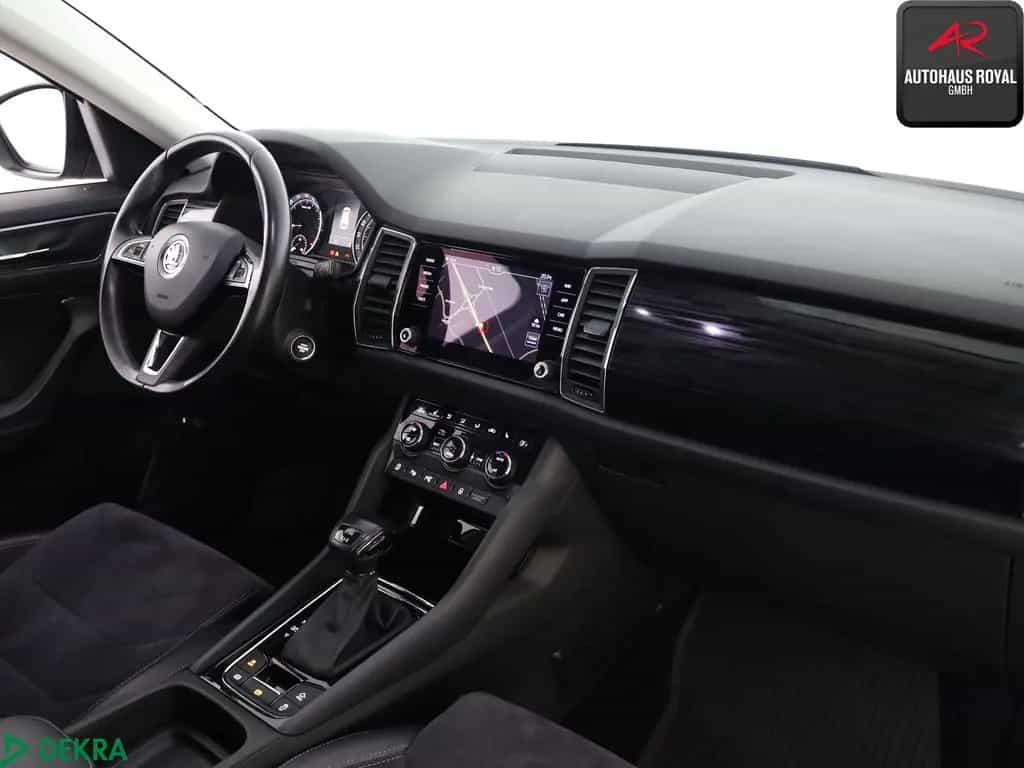 Skoda Kodiaq 2.0 TDI 4x4 KESSY,360GRAD,ACC,MEMORY,AHK 05/2018-photo-9