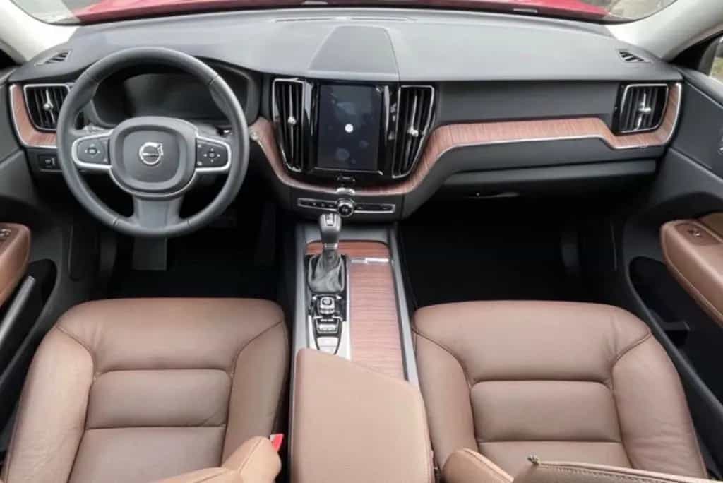 Volvo XC60 B5 AWD 4x4 Momentum Pro Geartronic 08/2022-photo-10