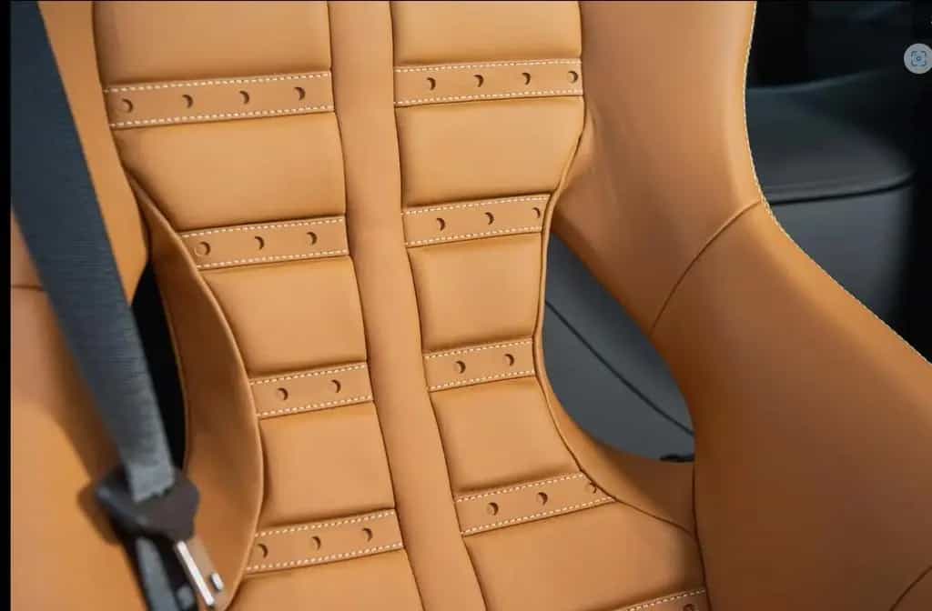 Ferrari Einzelstück - 812 mit Werksgarantie 07/2021-photo-11