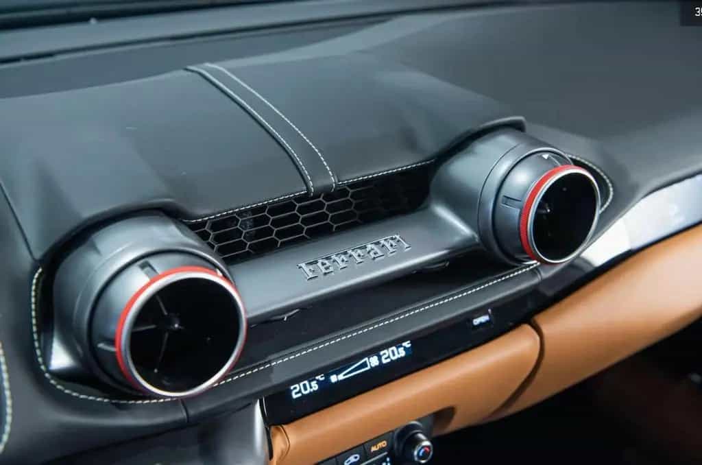 Ferrari Einzelstück - 812 mit Werksgarantie 07/2021-photo-14