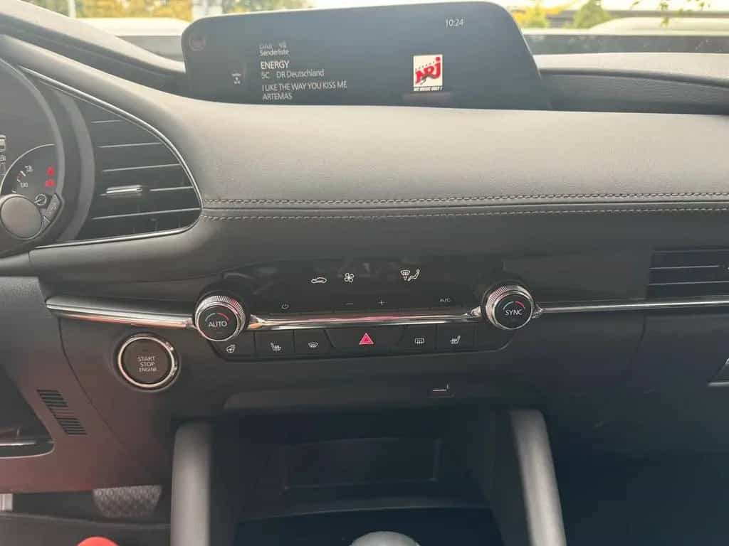 Mazda 3 2.0 SKYACTIV-X M-Hybrid 179 PS 360 LED VOLL 01/2021-photo-9