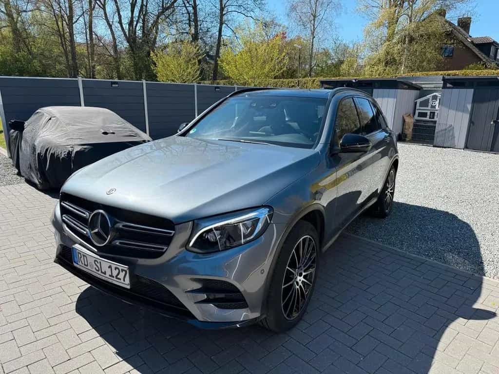 Mercedes-Benz GLC 250 d 4MATIC Autom. AMG, PANO, Leder 02/2018-photo-1